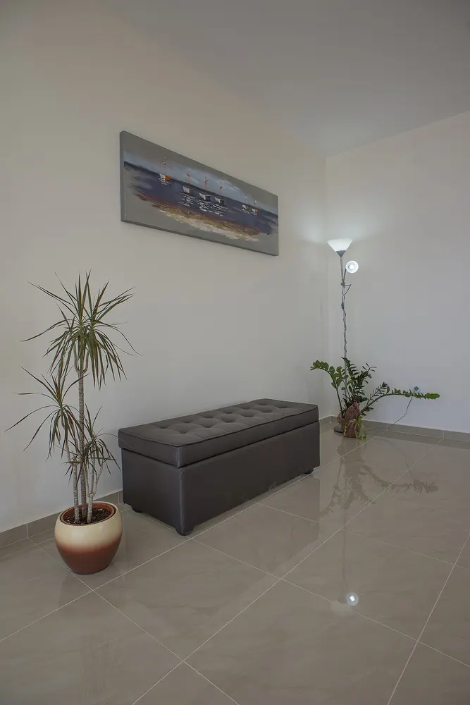One-bedroom apartment, photo 7 of 16