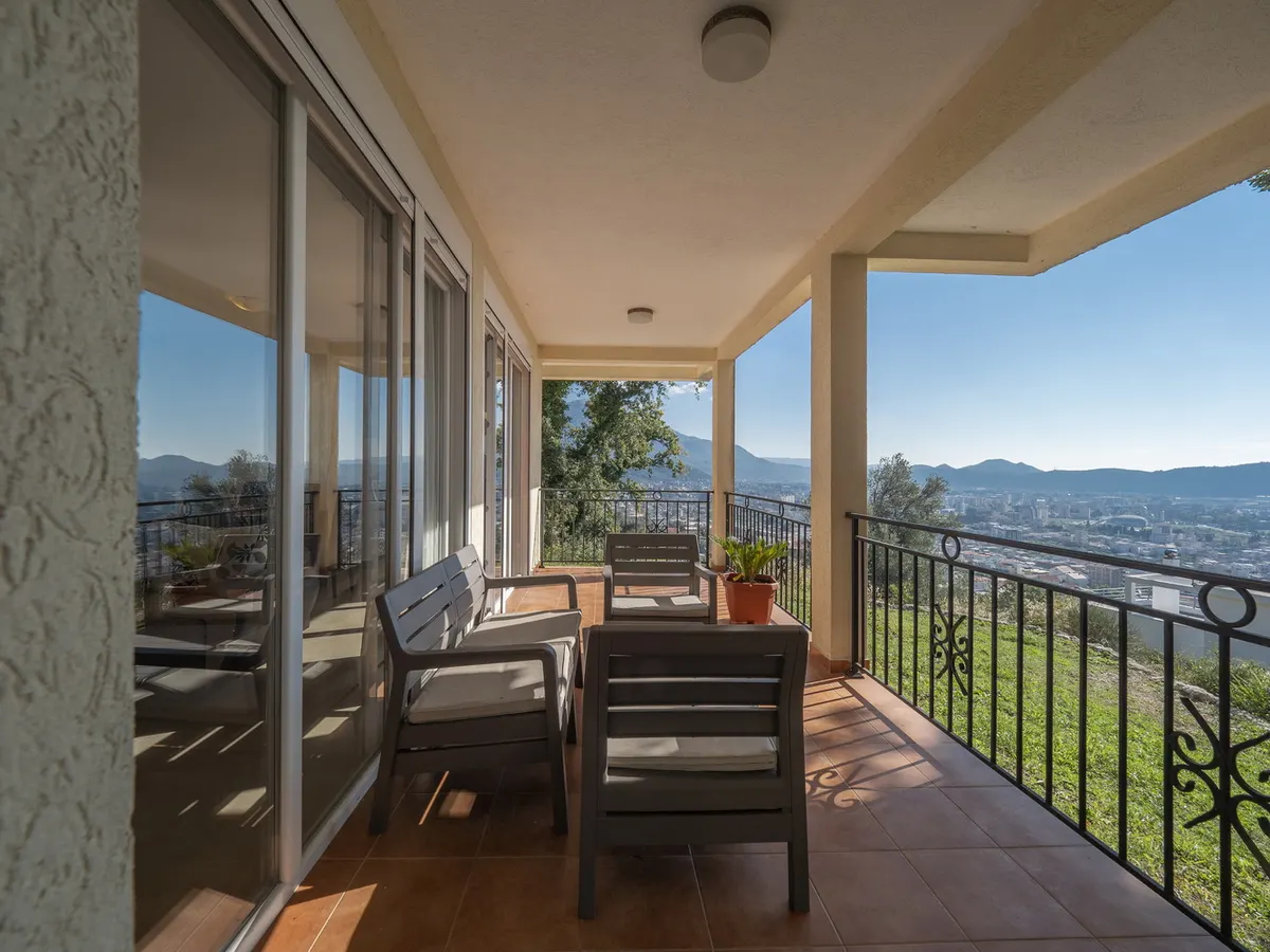 Balcony with a view over the Bay of Bar